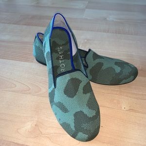 Brand new, camo flats by Rothy